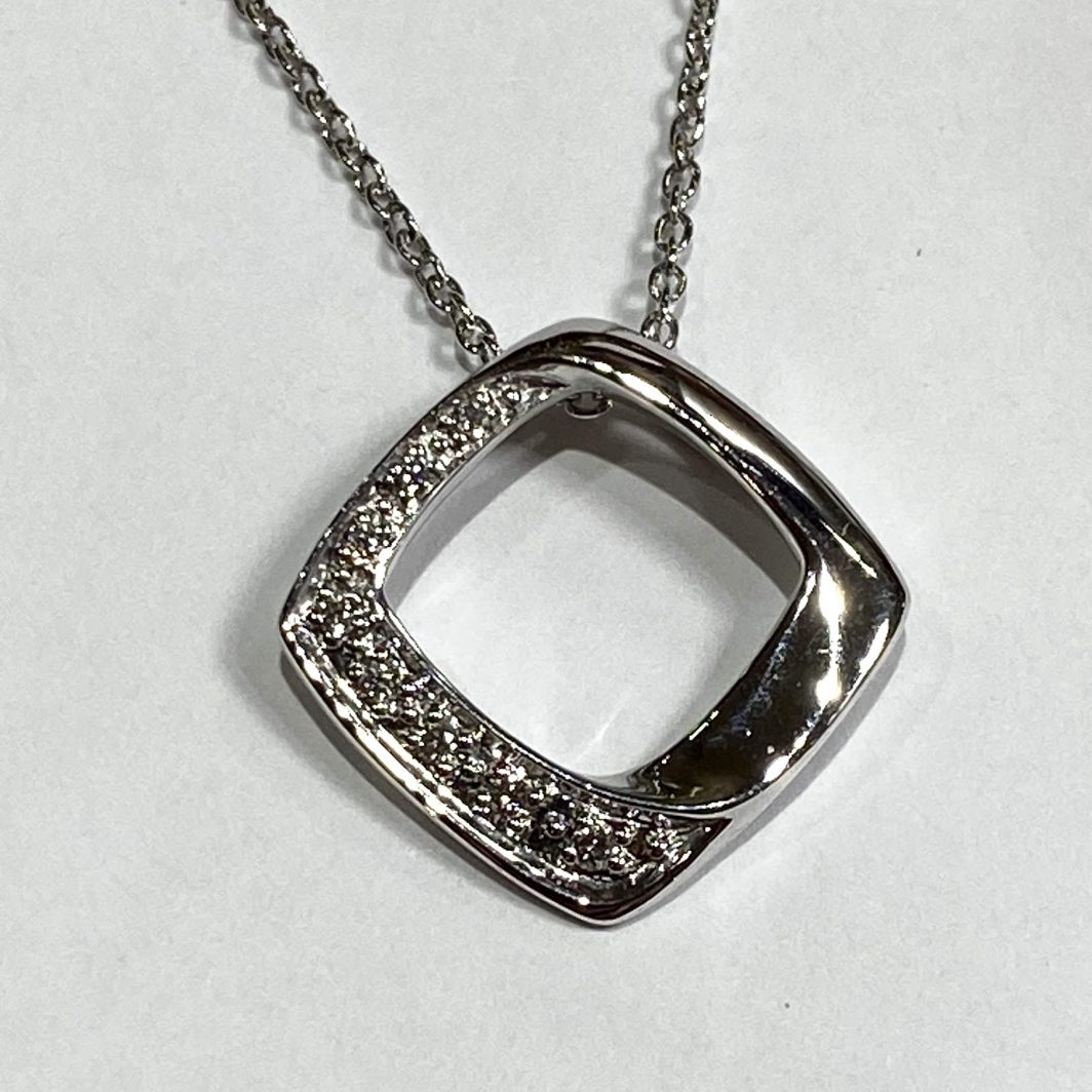 Silver Necklace With Square Pendant