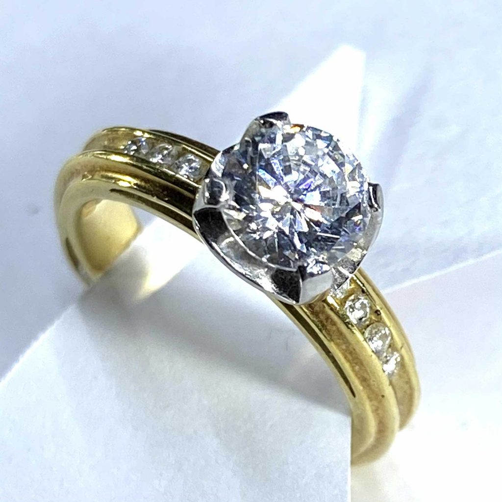 18K Engagement Ring (Mounting) - Robert and Gabriel Jewelers